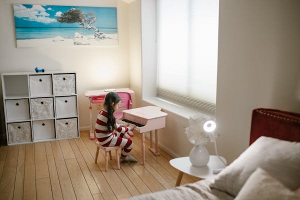 Des solutions astucieuses pour le rangement de la chambre enfant